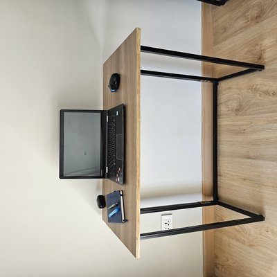 Foldable Desk - Angle 9